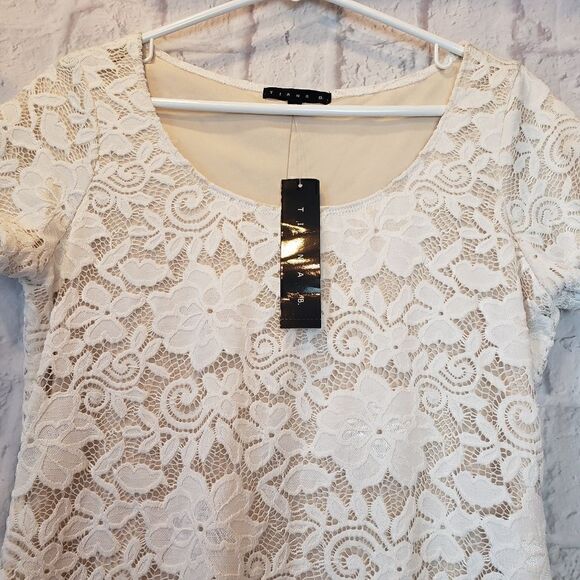 TIANA B. Lace Short-sleeve Sheath Dress Medium - Picture 6 of 9